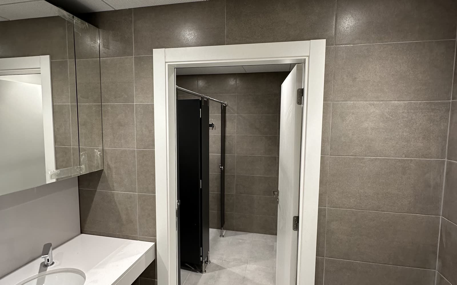 Complete bathroom renovation in Barcelona